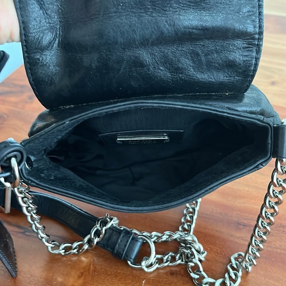 Badgley Mischka Leather Chain Link Crossbody Mini Purse - Picture 10 of 13